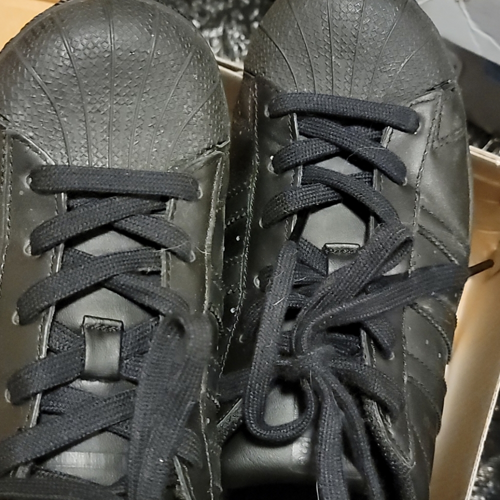 Adidas - Picture 5 of 7